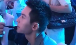 娱乐吃瓜女星代言,时尚跨界引发热议