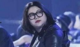 娱乐吃瓜王七七是谁啊,揭秘娱乐圈幕后风云