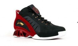 李宁最新篮球鞋爆料蓝色,蓝色款型惊艳亮相，引领潮流新风尚！”