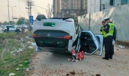 贵州翻车爆料新闻视频播放,视频揭露惊险瞬间，事故原因引关注